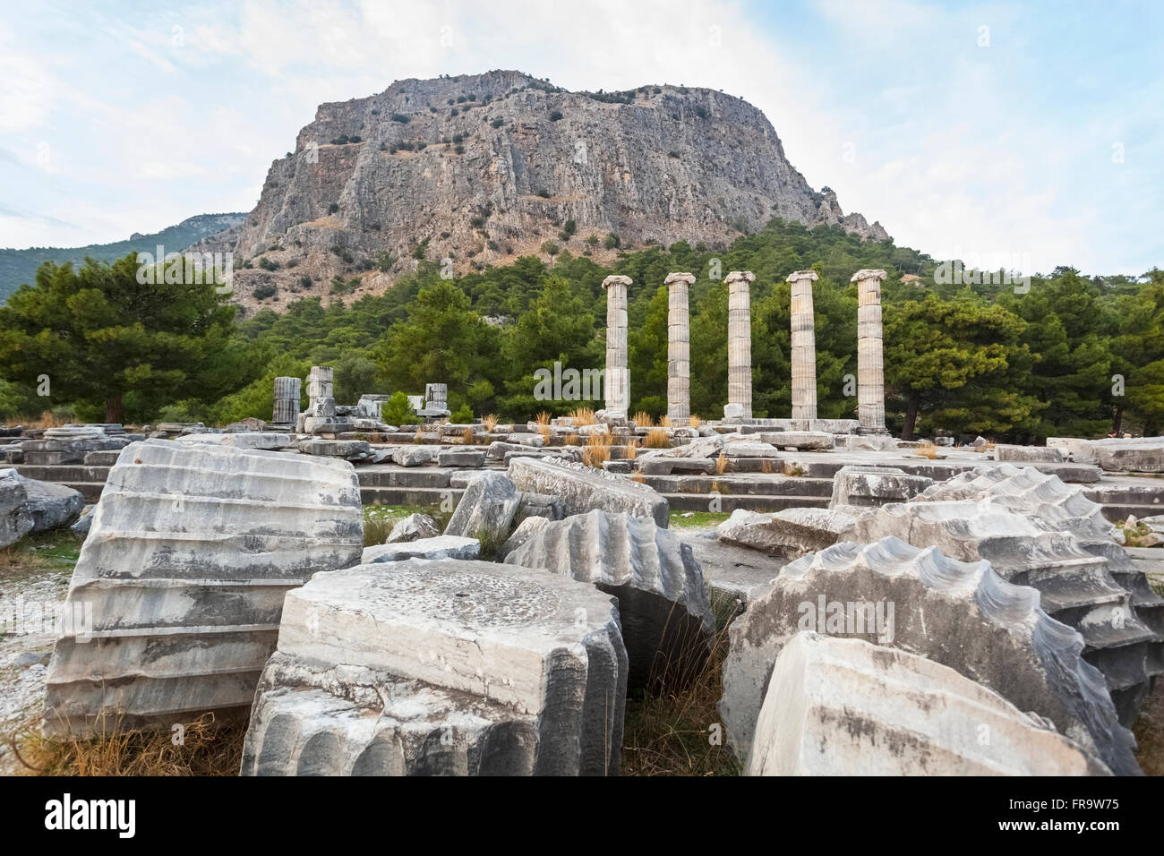 Le rovine del Santuario di Athena; Priene, Turchia Foto Stock