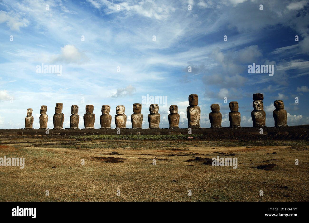 Ahu Tongariki - 15 Moai dell'Isola di Pasqua Foto Stock