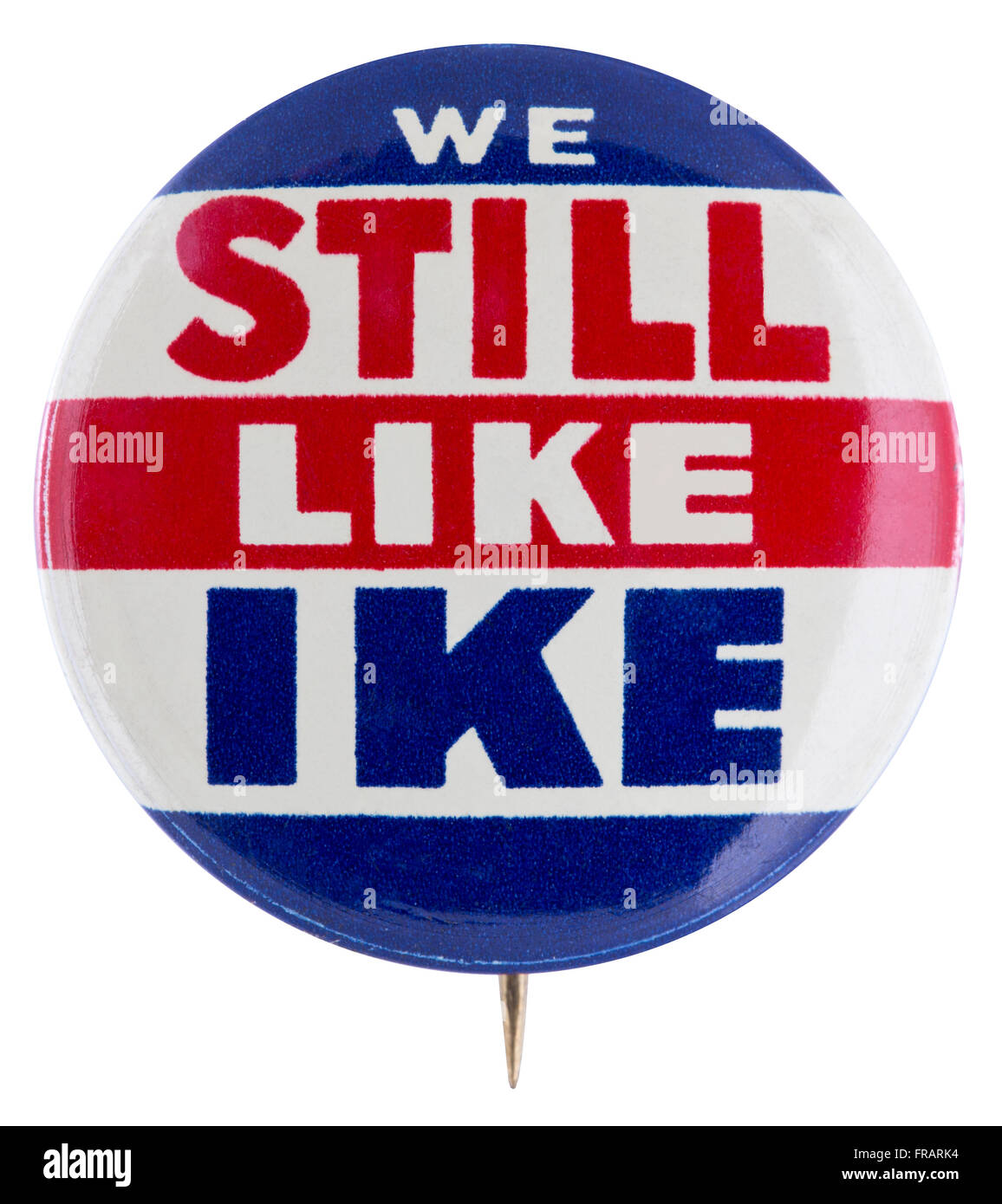 1956 Dwight D. Eisenhower campagna presidenziale pin pulsante indietro il badge con lo slogan di noi ancora like Ike Foto Stock