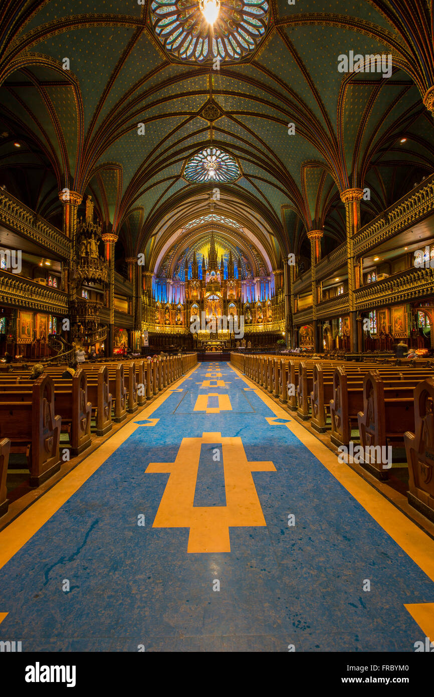 Interno della Basilica di Notre Dame a Montreal in Canada Foto Stock