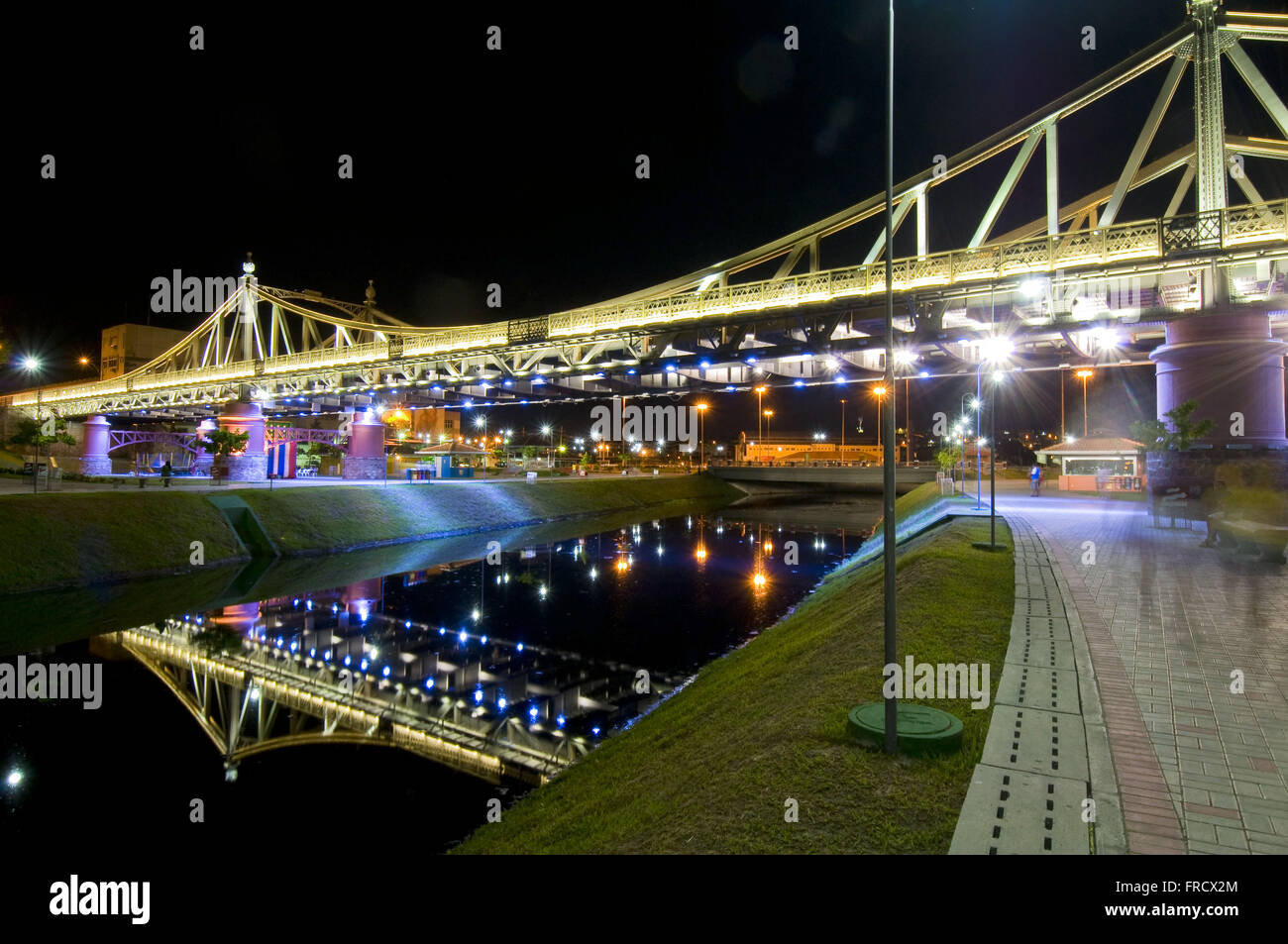 Benjamin Constant ponte metallico nel centro della città di Manaus sul Master Igarape Chico Foto Stock