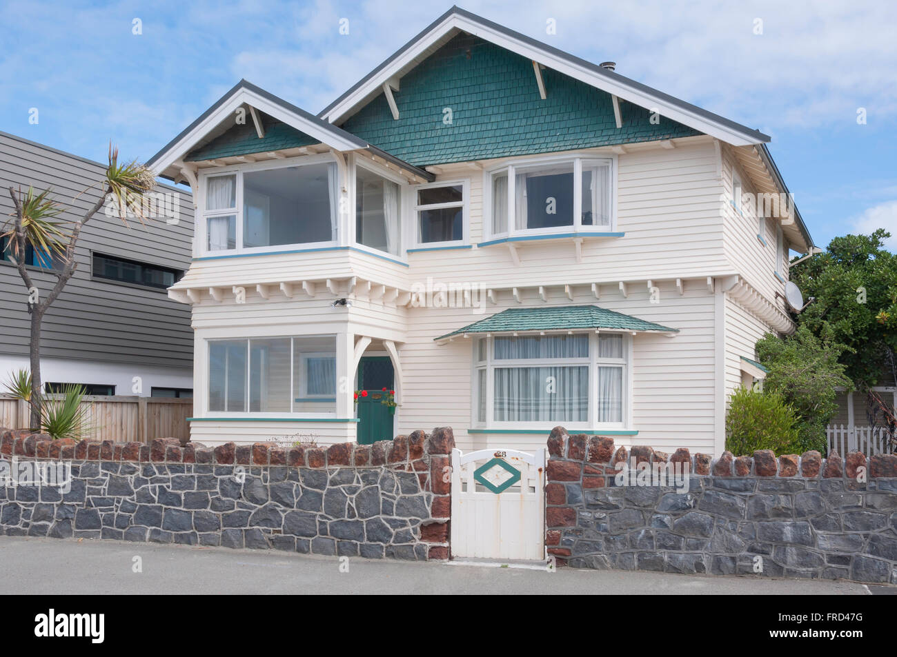 Edwardian seafront house, Esplanade, Sumner, Christchurch, regione di Canterbury, Isola del Sud, Nuova Zelanda Foto Stock
