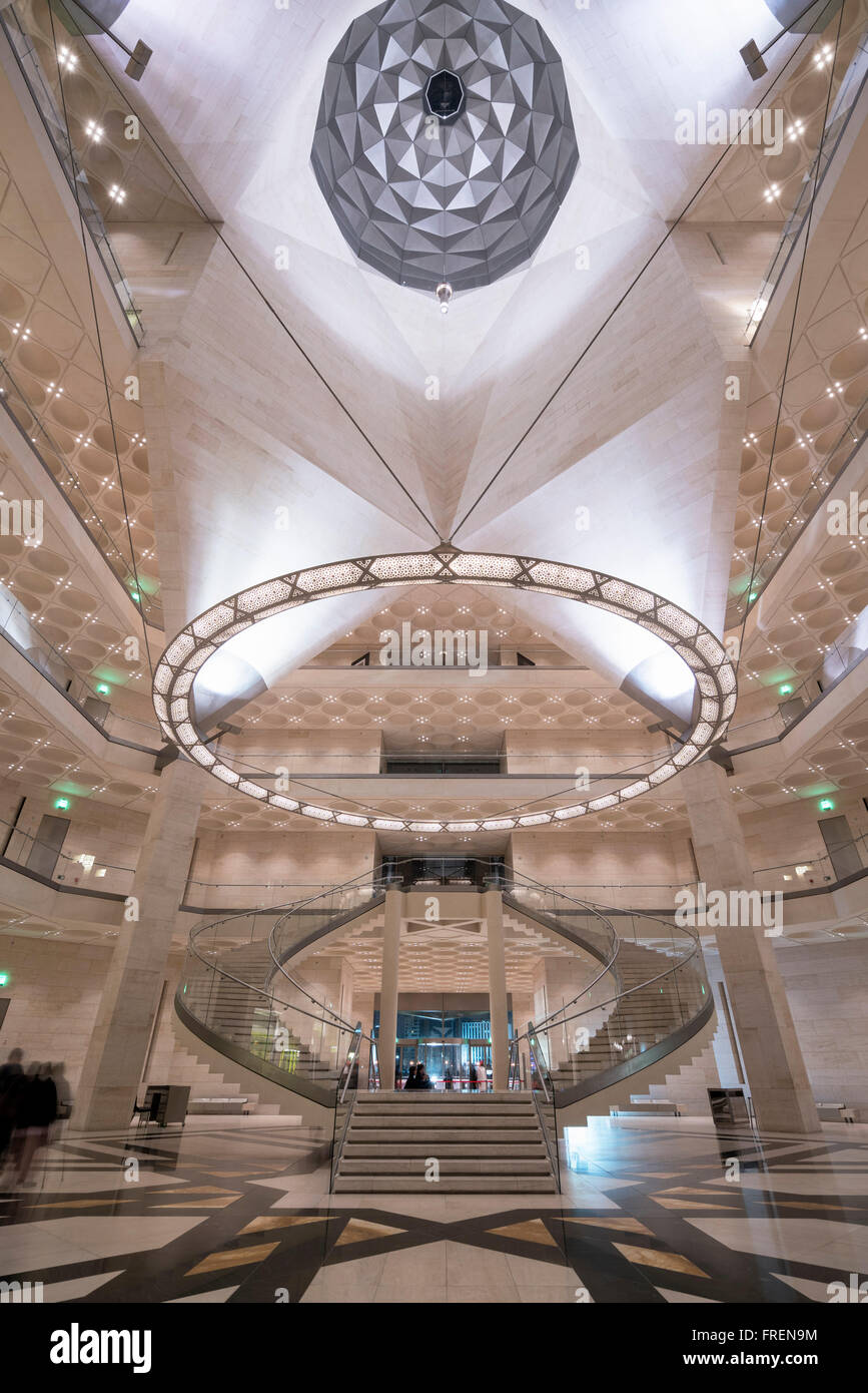 Vista interna del Museo di Arte Islamica di Doha in Qatar Foto Stock