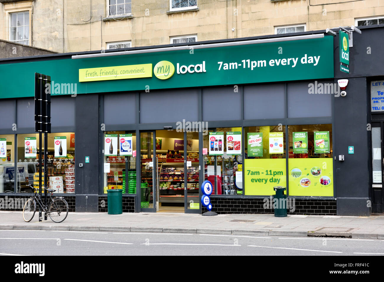 La mia catena locale store in Bristol, Regno Unito Foto Stock