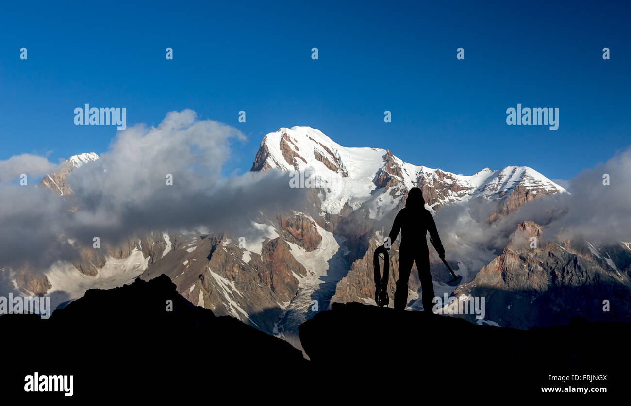 Alpinista raggiunto il vertice Foto Stock