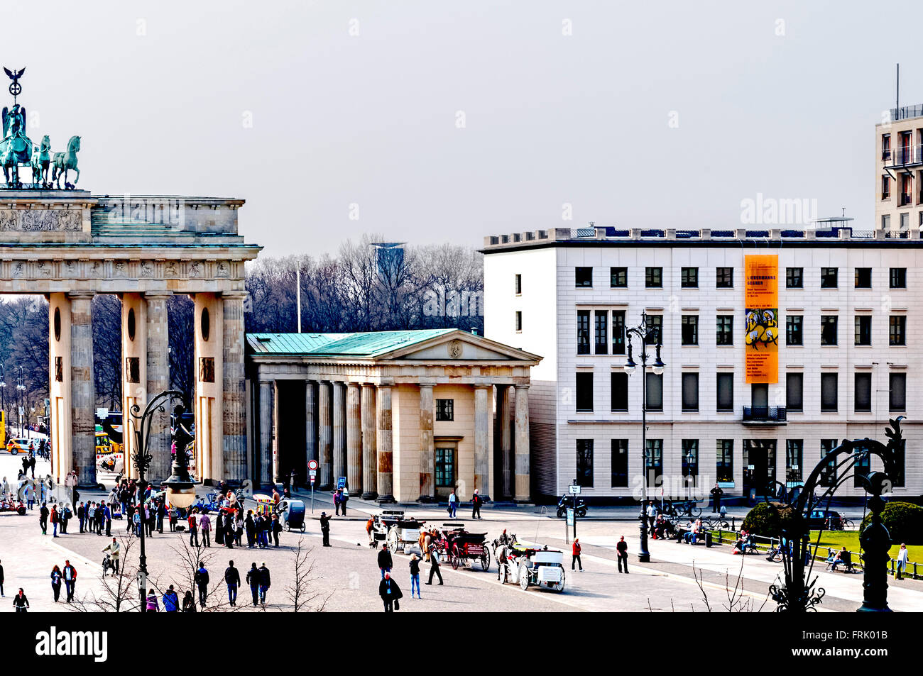 Berlin Mitte, Pariser Platz, la Porta di Brandeburgo; Foto Stock