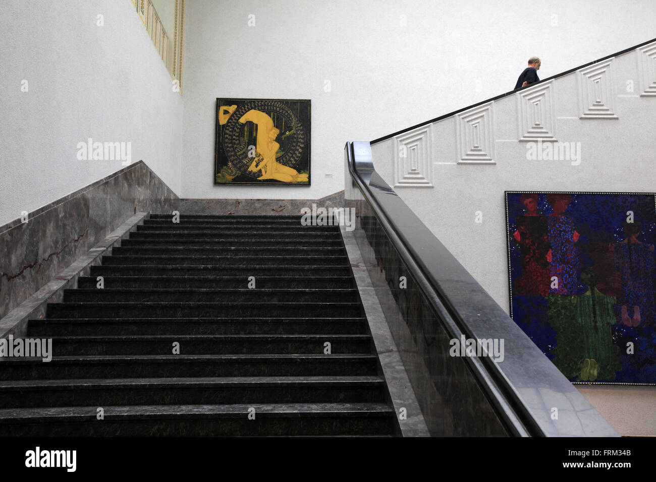 La scala principale della Kunsthaus di Zurigo fine art Museum di Zurigo Svizzera Foto Stock