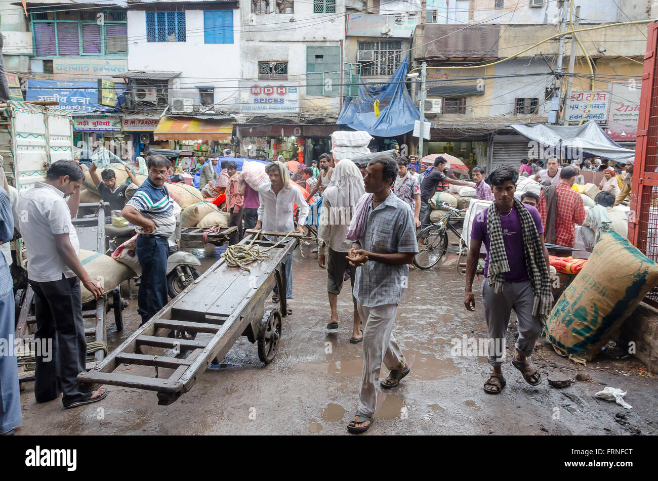 Il mercato delle spezie, Chandni Chowk, Vecchia Delhi, India. Foto Stock