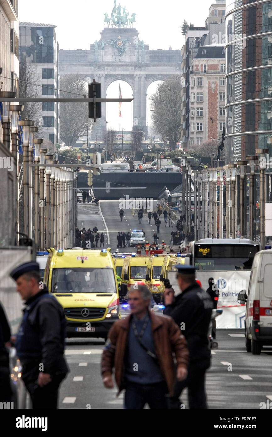 Maalbeek stazione della metropolitana dove una bomba è esplosa martedì mattina durante le ore di punta, Bruxelles, Belgio Foto Stock