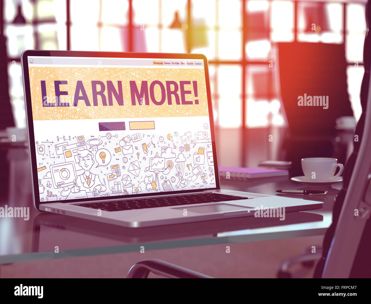 Schermo portatile con Per saperne di più del concetto. Foto Stock