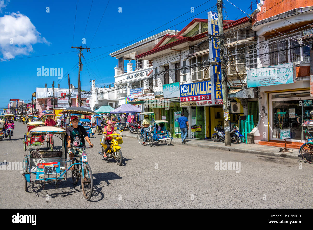 Filippine Leyte Baybay uno delle strade trafficate del piccolo porto di Baybay Adrian Baker Foto Stock