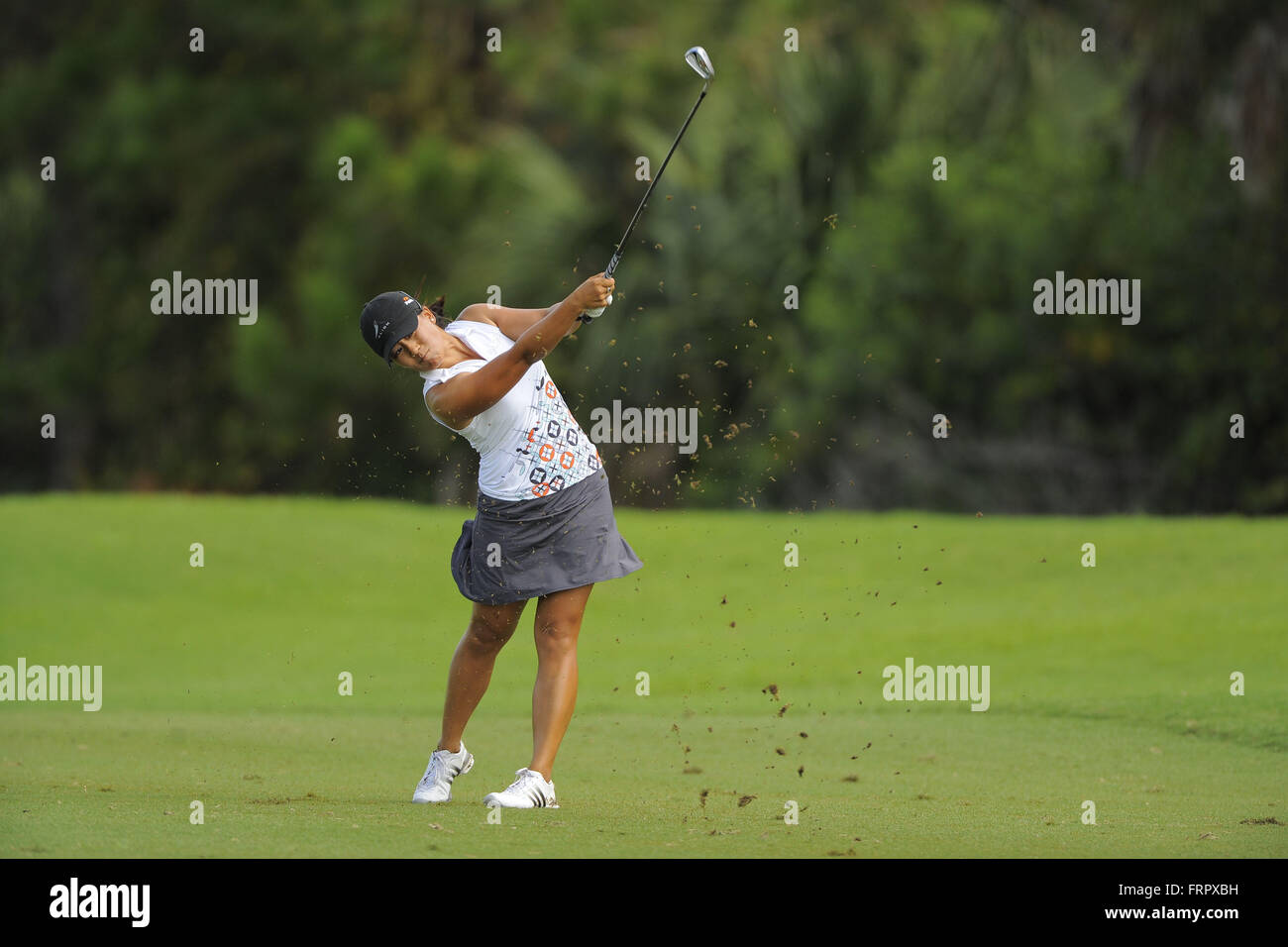 Daytona Beach, FL, Stati Uniti d'America. Il 29 settembre, 2013. Jenny Suh durante il terzo round del Tour Symetra campionato LPGA International sul Sett. 29, 2013 in Daytona Beach, Florida. ZUMA Press/Scott A. Miller © Scott A. Miller/ZUMA filo/Alamy Live News Foto Stock