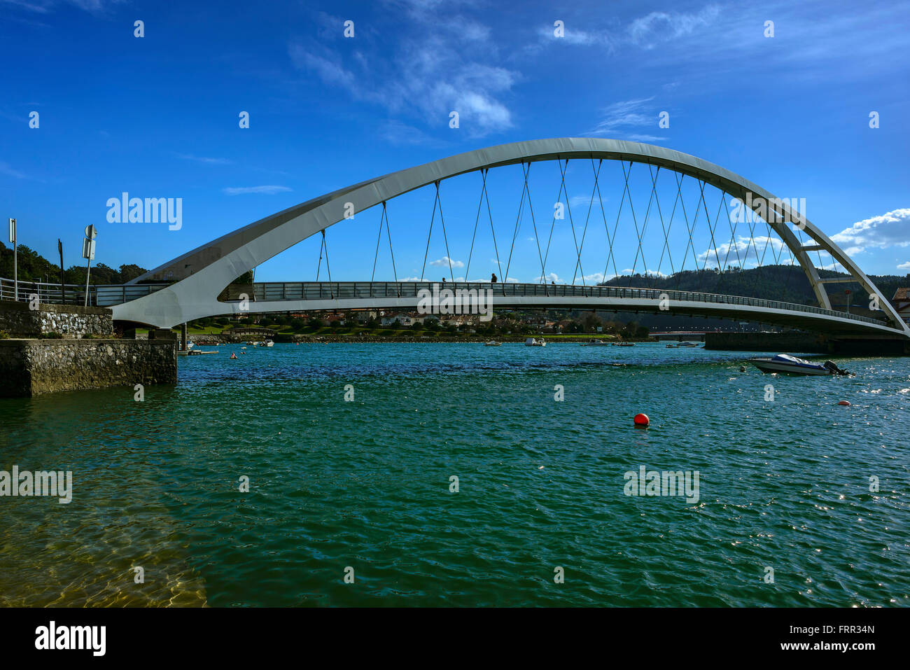 Nuovo ponte a Plentzia. Paesi Baschi, Spagna Foto Stock