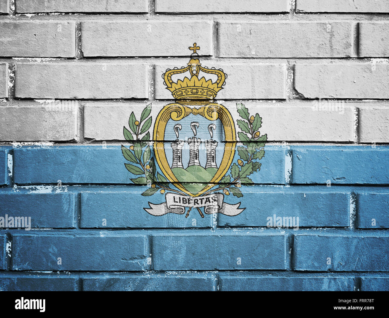 San marino bandiera sul muro di mattoni Foto Stock