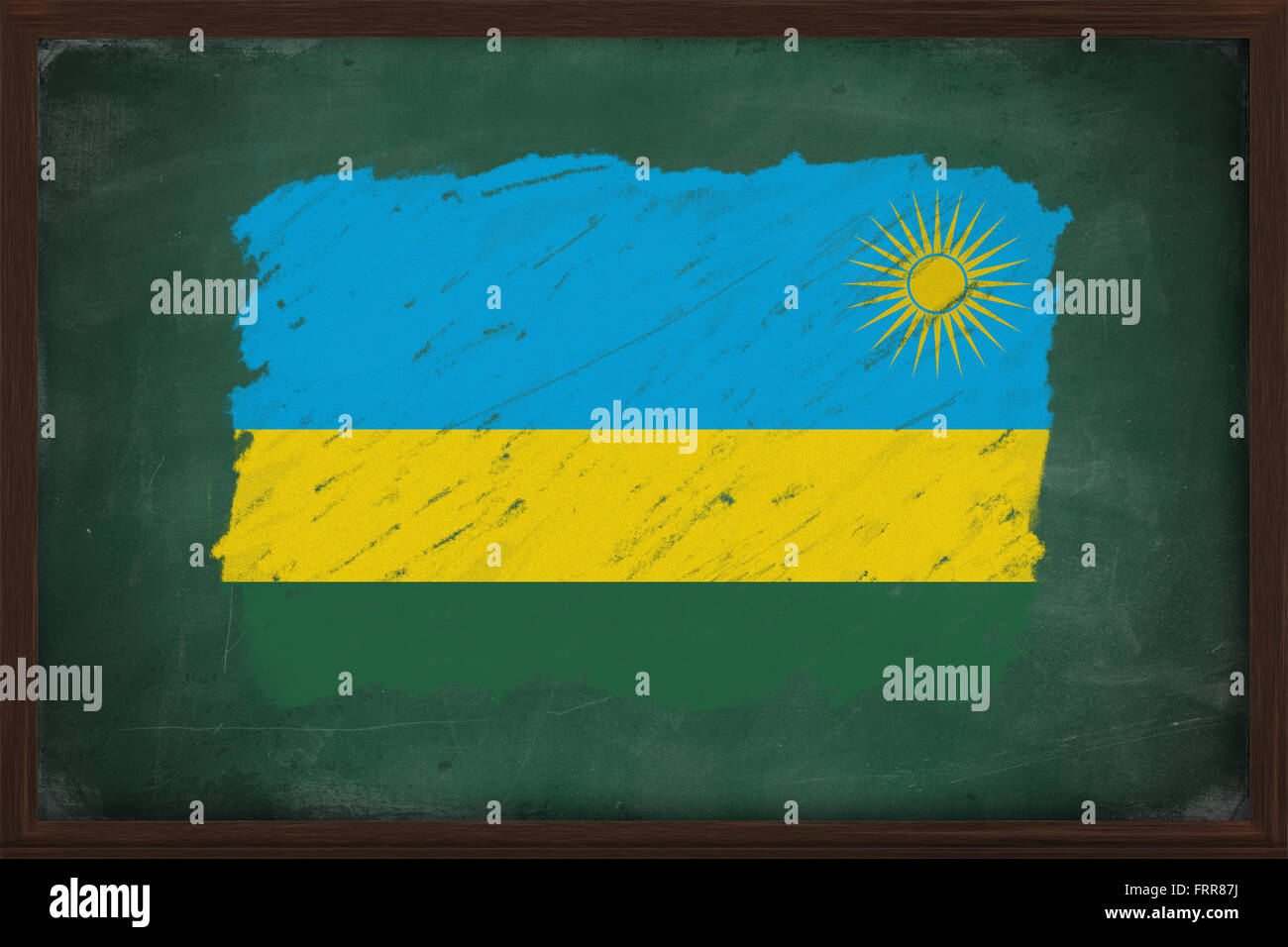 Ruanda bandiera dipinta con colori gesso sulla vecchia blackboard Foto Stock