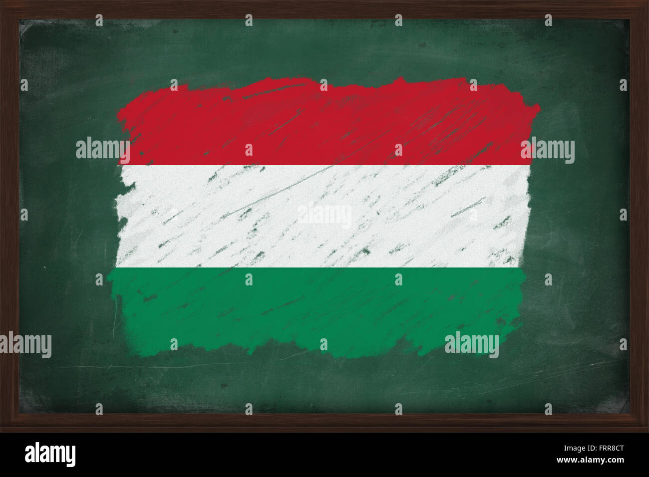 Ungheria bandiera dipinta con colori gesso sulla vecchia blackboard Foto Stock