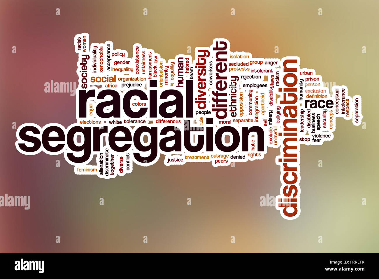 La segregazione razziale parola concetto cloud con sfondo astratto Foto Stock