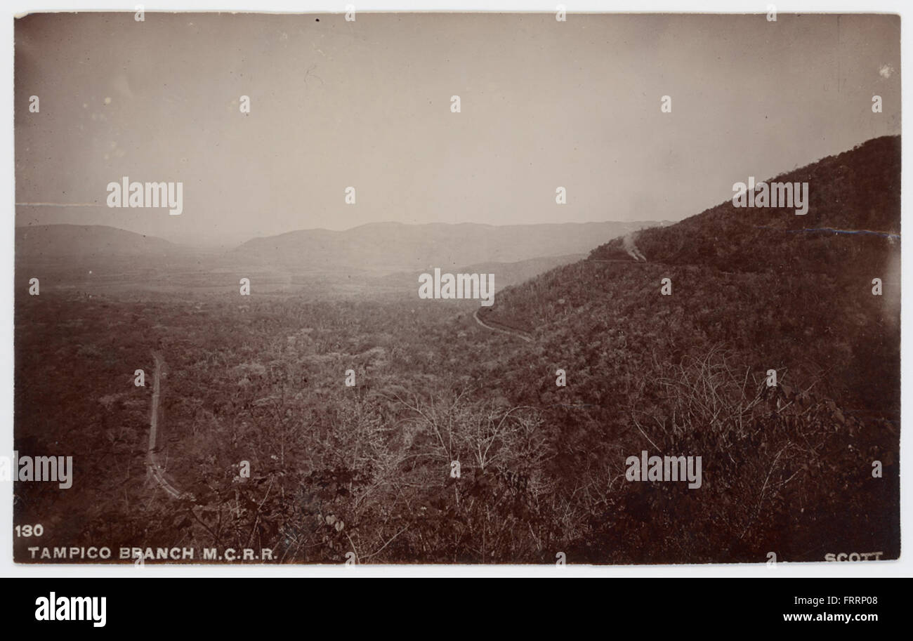 Il ramo di Tampico della Mexican Central Railroad (MCRR), che mostra il paesaggio e le infrastrutture ferroviarie nella regione. Foto Stock