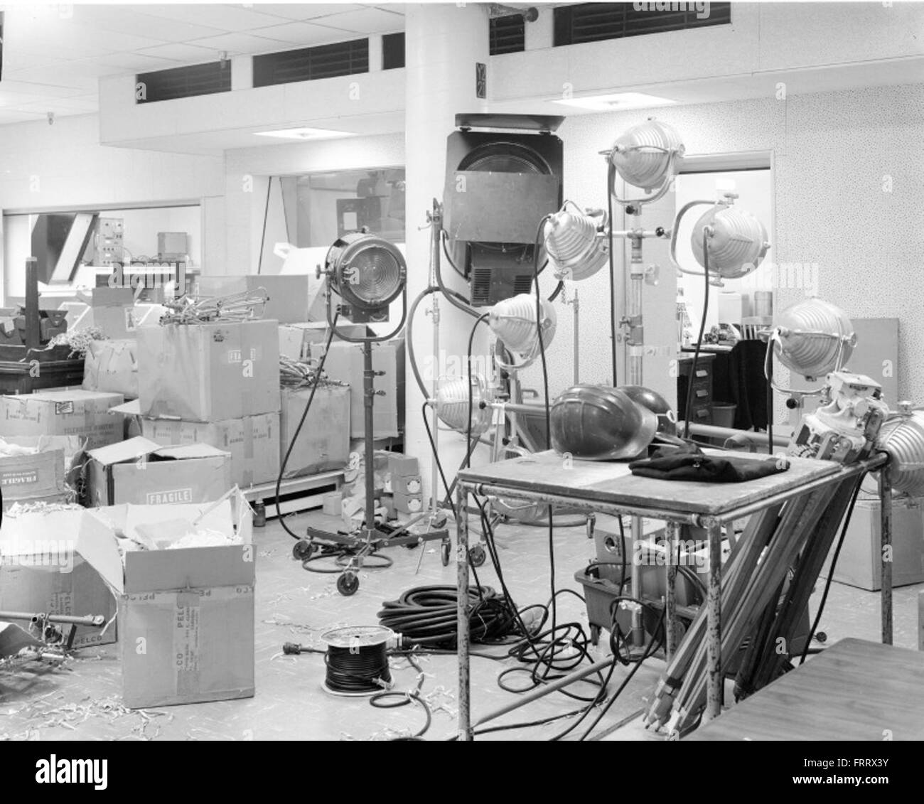 Una fase iniziale del programma missilistico Atlas catturata in questa immagine dalla Atlas negative Collection. Lo sviluppo del missile fu una parte importante della tecnologia missilistica militare statunitense, avanzando le capacità di difesa durante la Guerra fredda. Foto Stock Una fase iniziale del programma missilistico Atlas catturata in questa immagine dalla Atlas negative Collection. Lo sviluppo del missile fu una parte importante della tecnologia missilistica militare statunitense, avanzando le capacità di difesa durante la Guerra fredda. Foto Stock