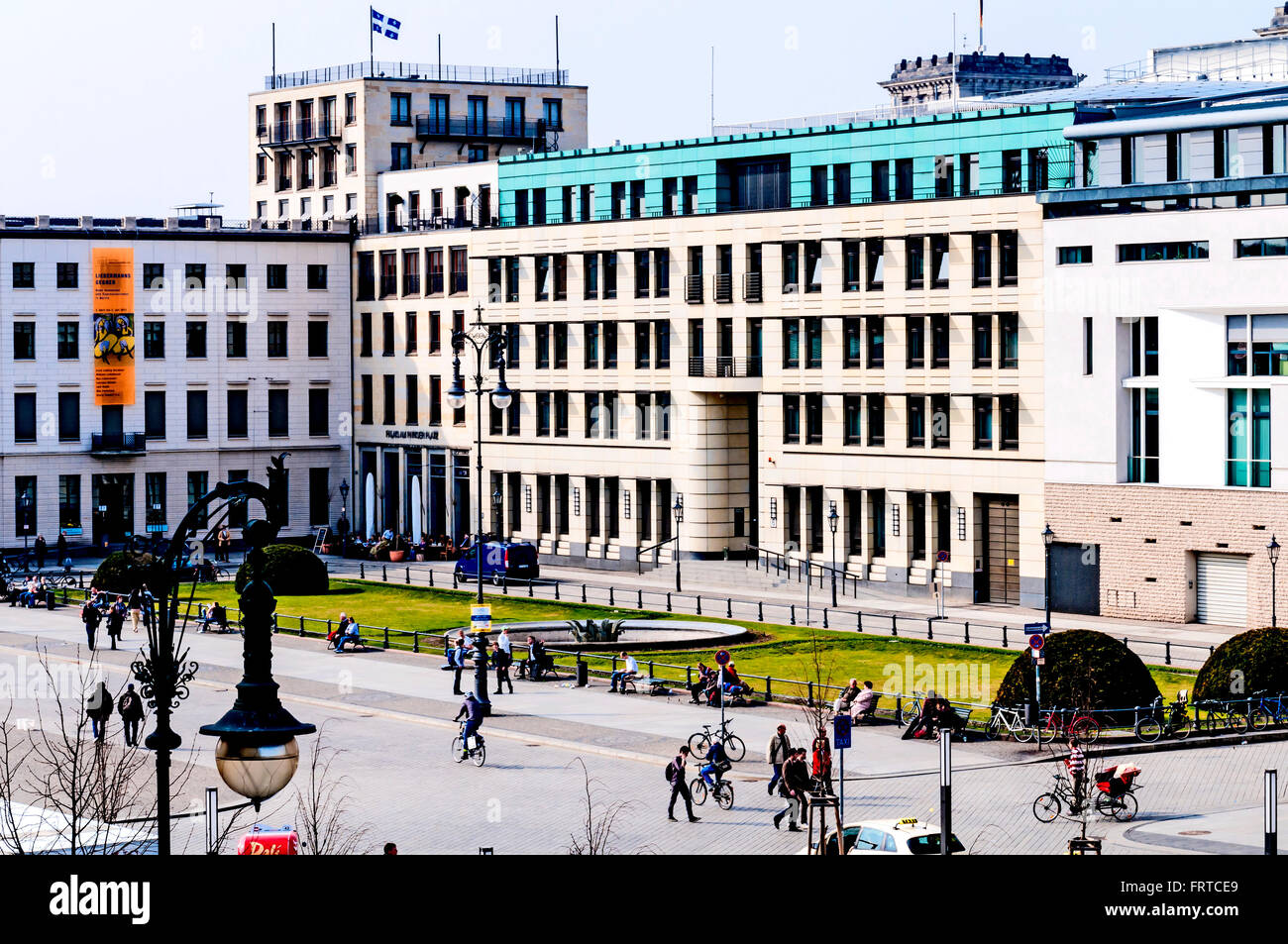 Berlin Mitte, Pariser Platz, la Porta di Brandeburgo; Foto Stock