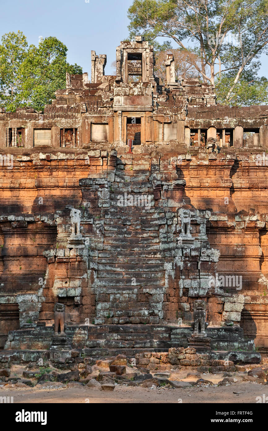 Phimeanakas, Tempio di Angkor Thom, il Parco Archeologico di Angkor, Siem Reap, Cambogia Foto Stock