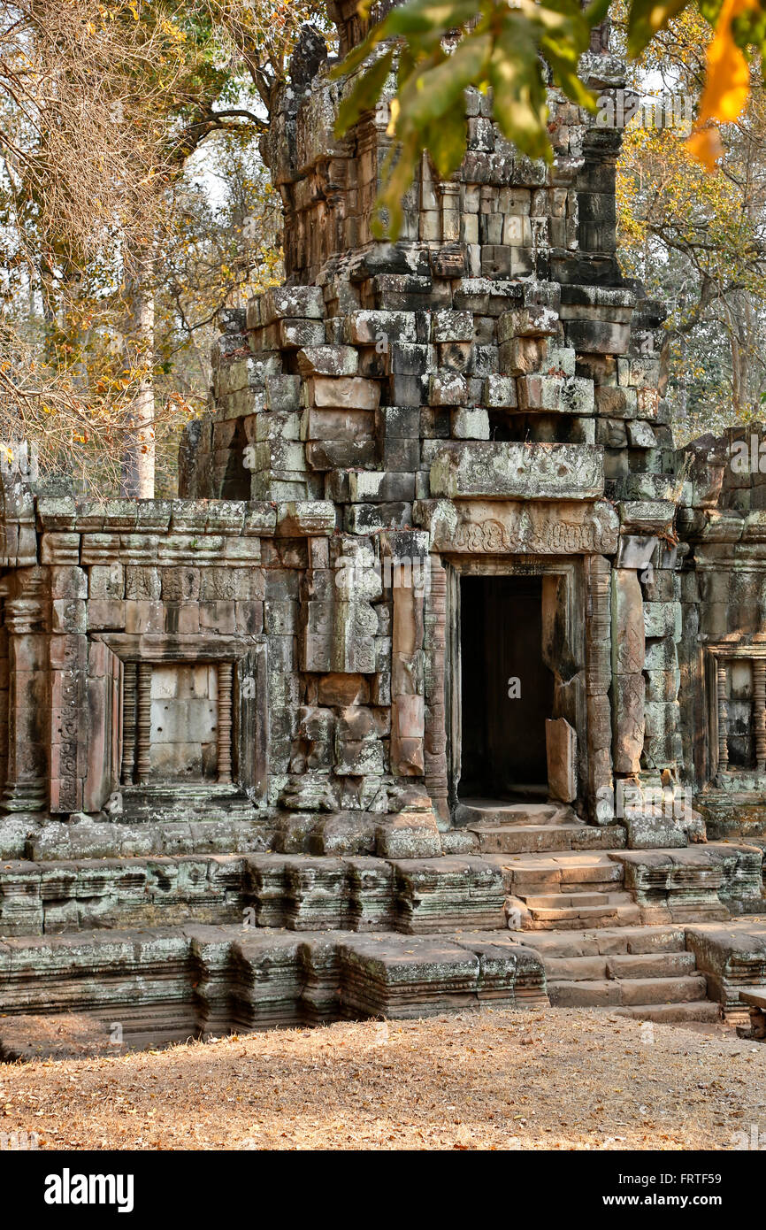 Ingresso sul nord della parete del contenitore, Bapuon, Tempio di Angkor Thom, il Parco Archeologico di Angkor, Siem Reap, Cambogia Foto Stock