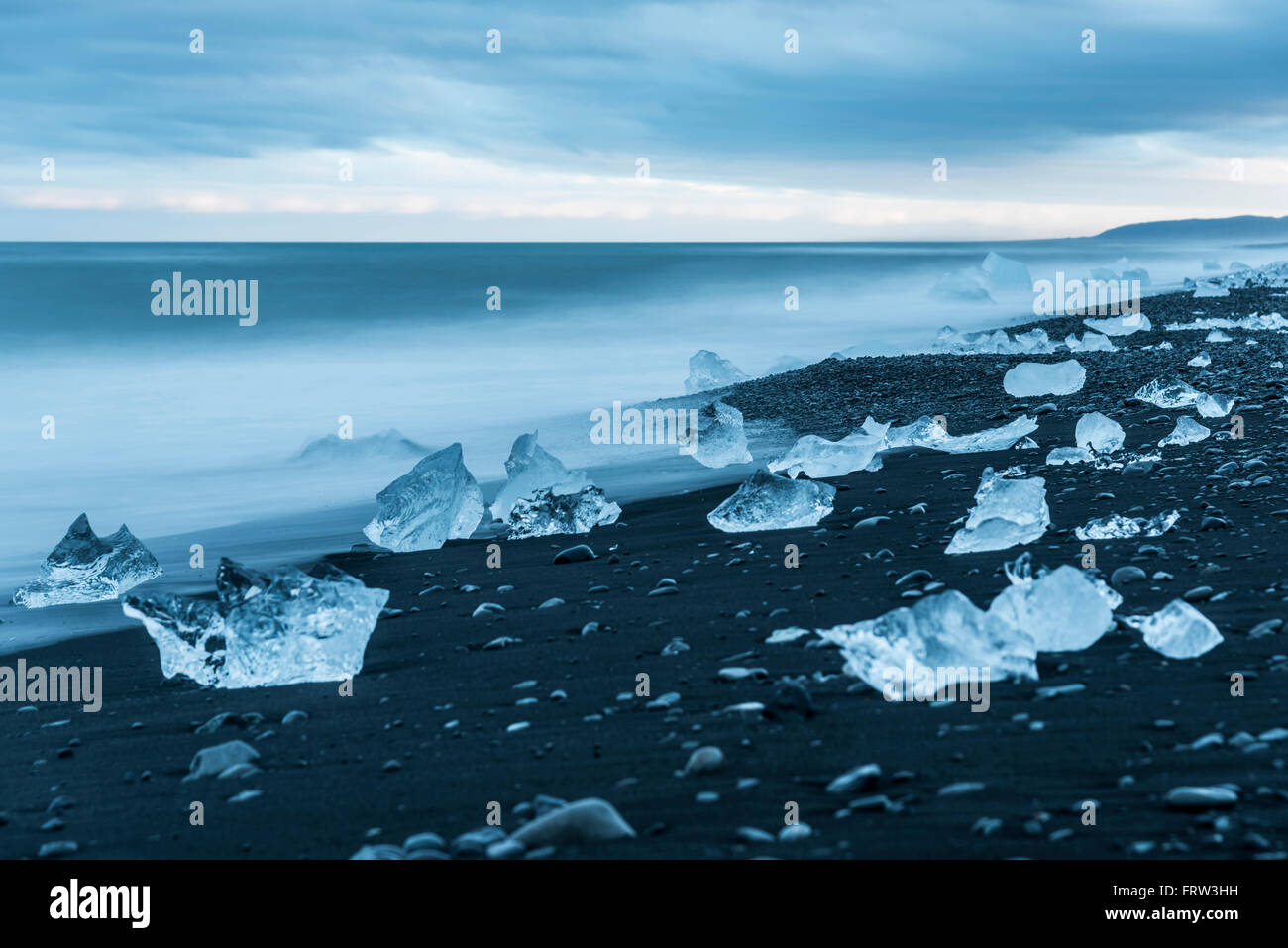 L'Islanda, Jokulsarlon, ghiaccio sulla spiaggia Foto Stock