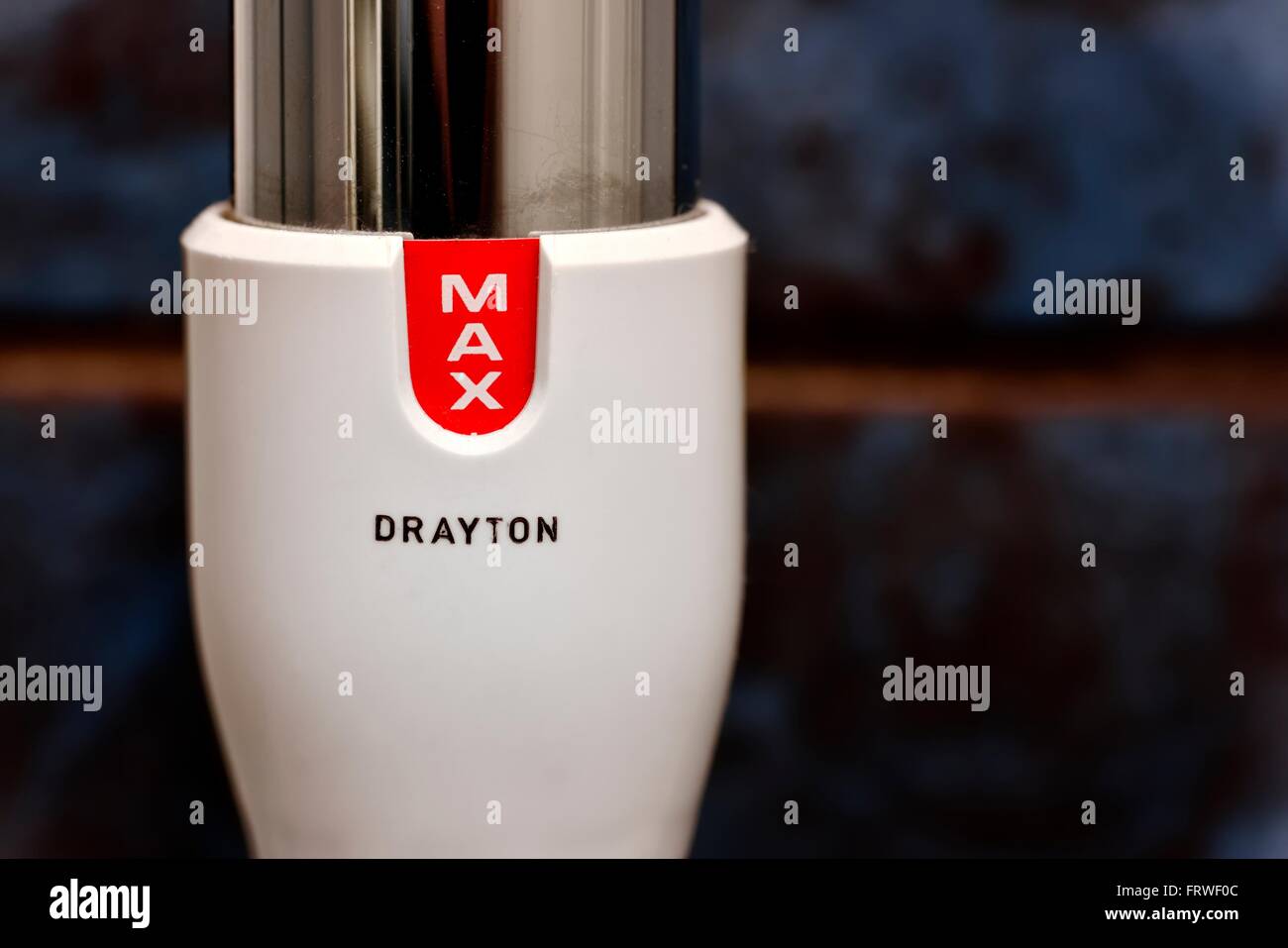 Termostato del radiatore impostata su max Foto Stock