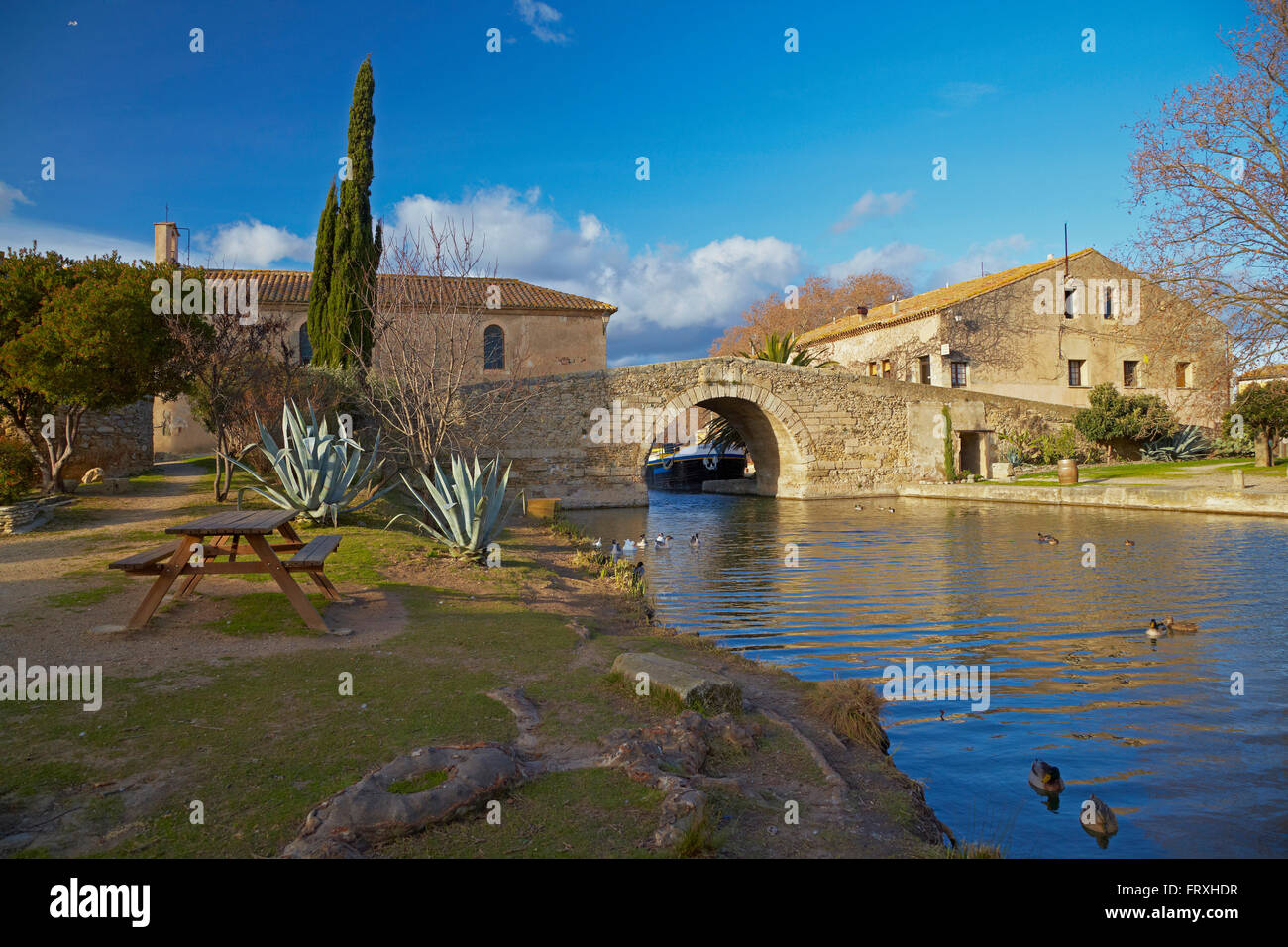 Le Somail, il Canal du Midi, Dept. Aude, Languedoc-Roussillon, Francia, Europa Foto Stock