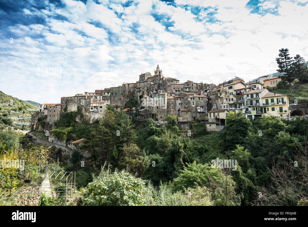 Ceriana, vicino a San Remo, in provincia di Imperia Riviera Ligure, Liguria, Italia Foto Stock