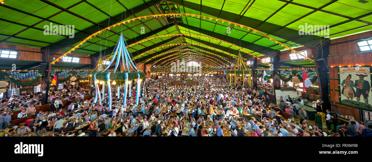 Augustiner Oktoberfest Immagini E Fotografie Stock Ad Alta Risoluzione 