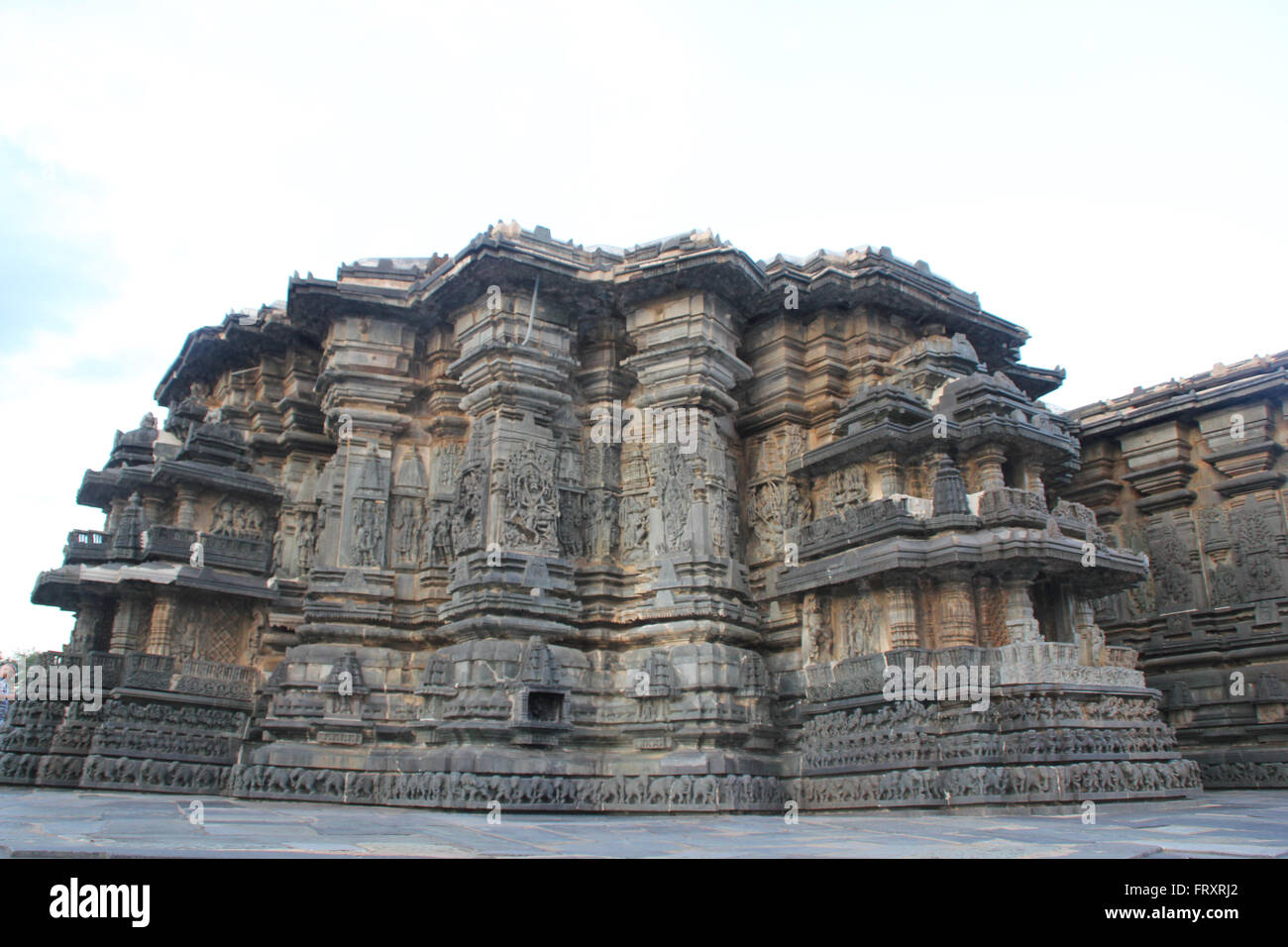 Tempio Chennakesava a Belur, Karnataka, il tempio principale su una stella pedana sagomata, con l'architettura complicata Foto Stock