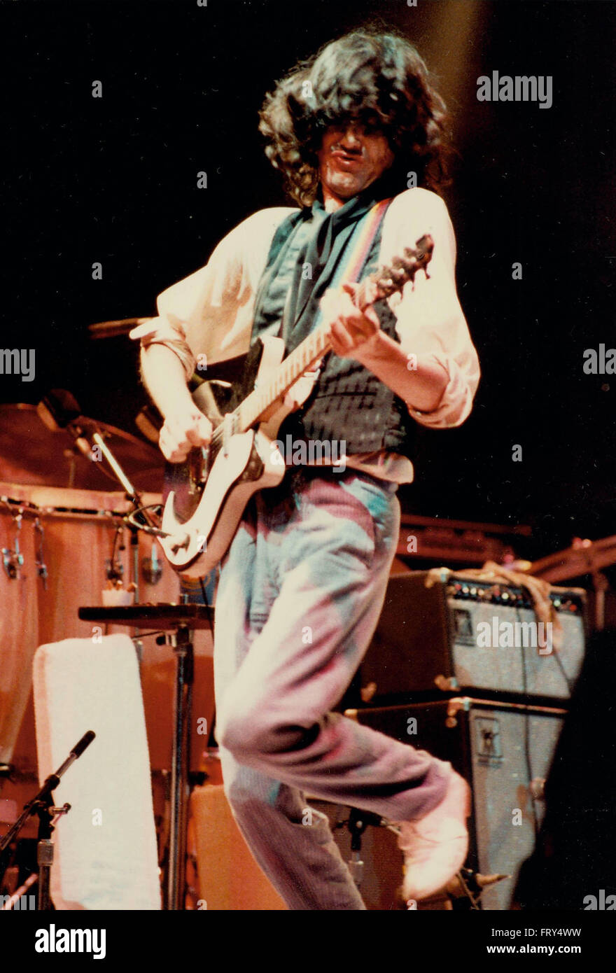 JIMMY PAGE ,Led Zeppelin A.R.M.S. Beneficio al Madison Square Garden di New York City 12-08-1983 Foto di Michael Brito Foto Stock