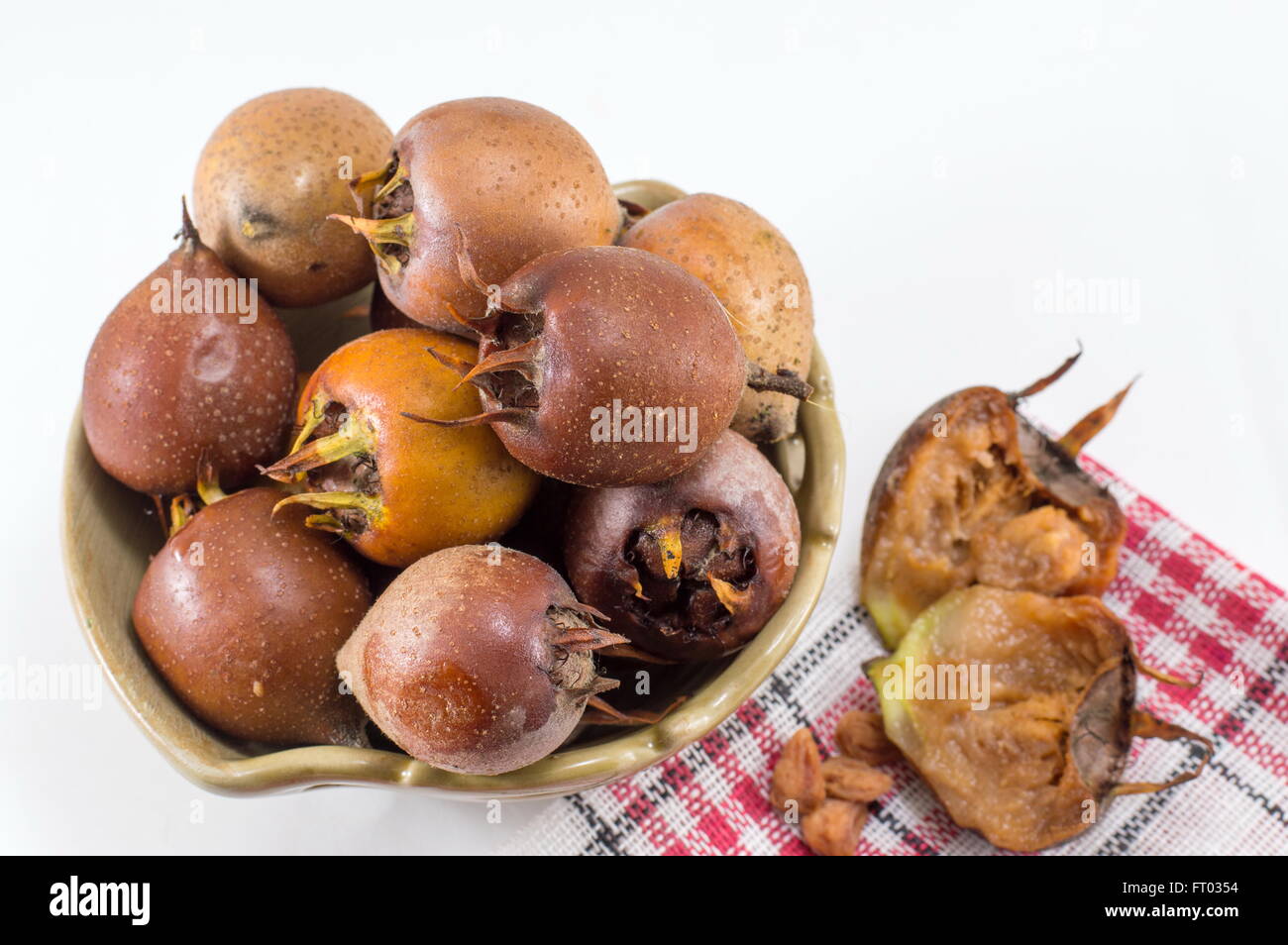 Una sana nespola frutto servito sul tavolo Foto Stock