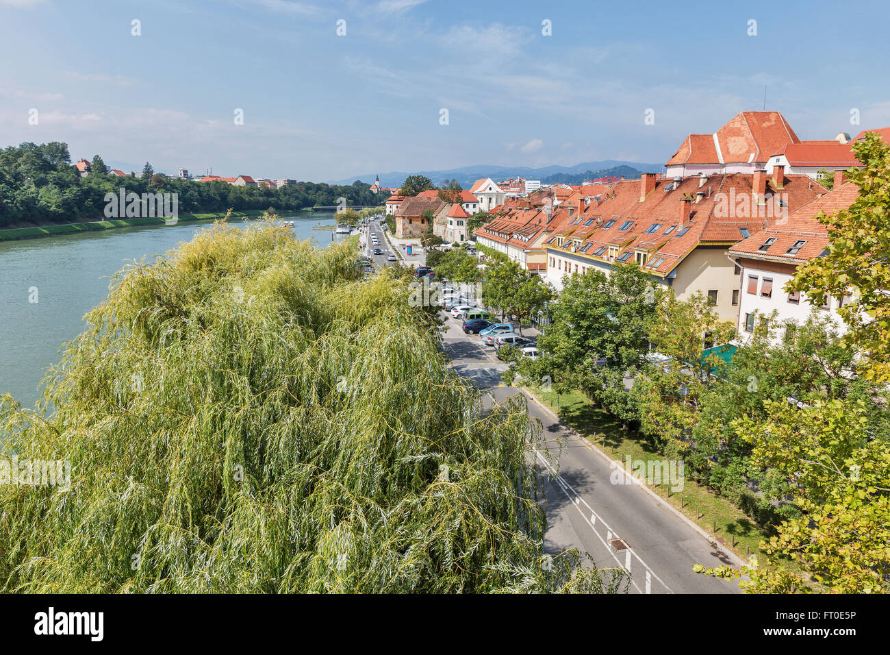 Maribor cityscape e Drava in Slovenia. Foto Stock