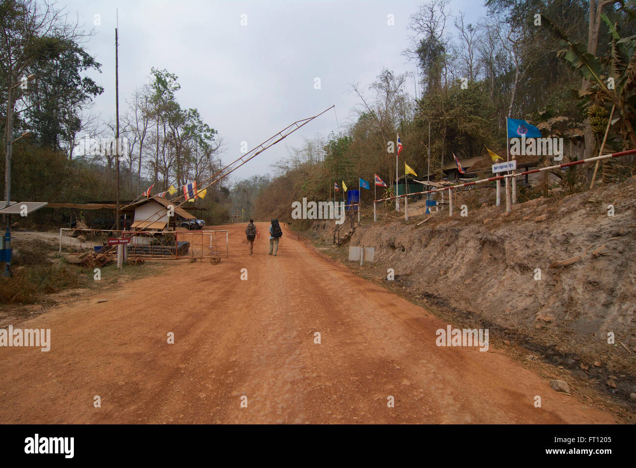 Lonely valico di frontiera a Dawei, Tavoy a Kanchanaburi in Thailandia, Taninthari, Tenasserim Division, MYANMAR Birmania, Asia Foto Stock