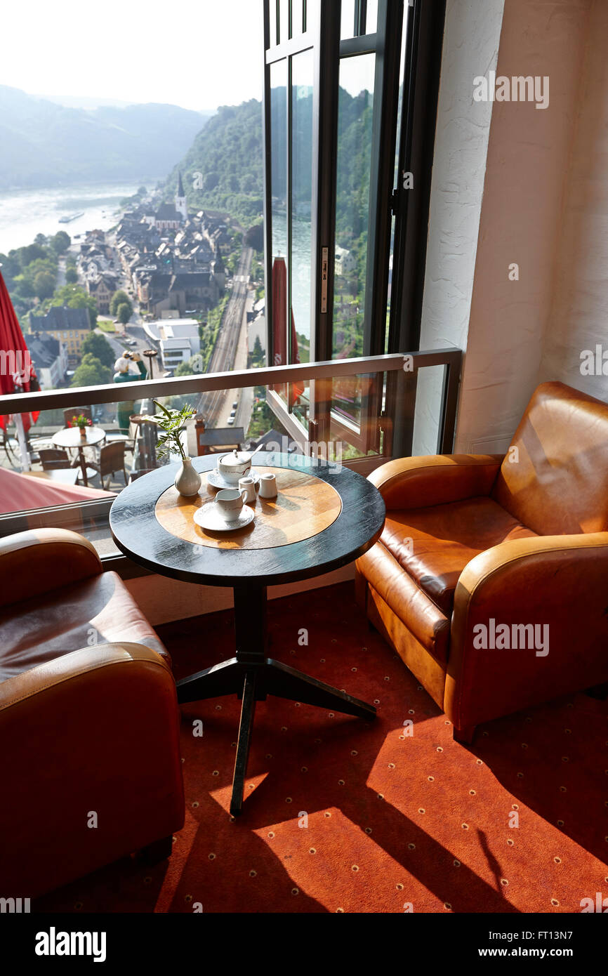 Vista da un hotel ristorante su Sankt Goar, Renania-Palatinato, Germania Foto Stock