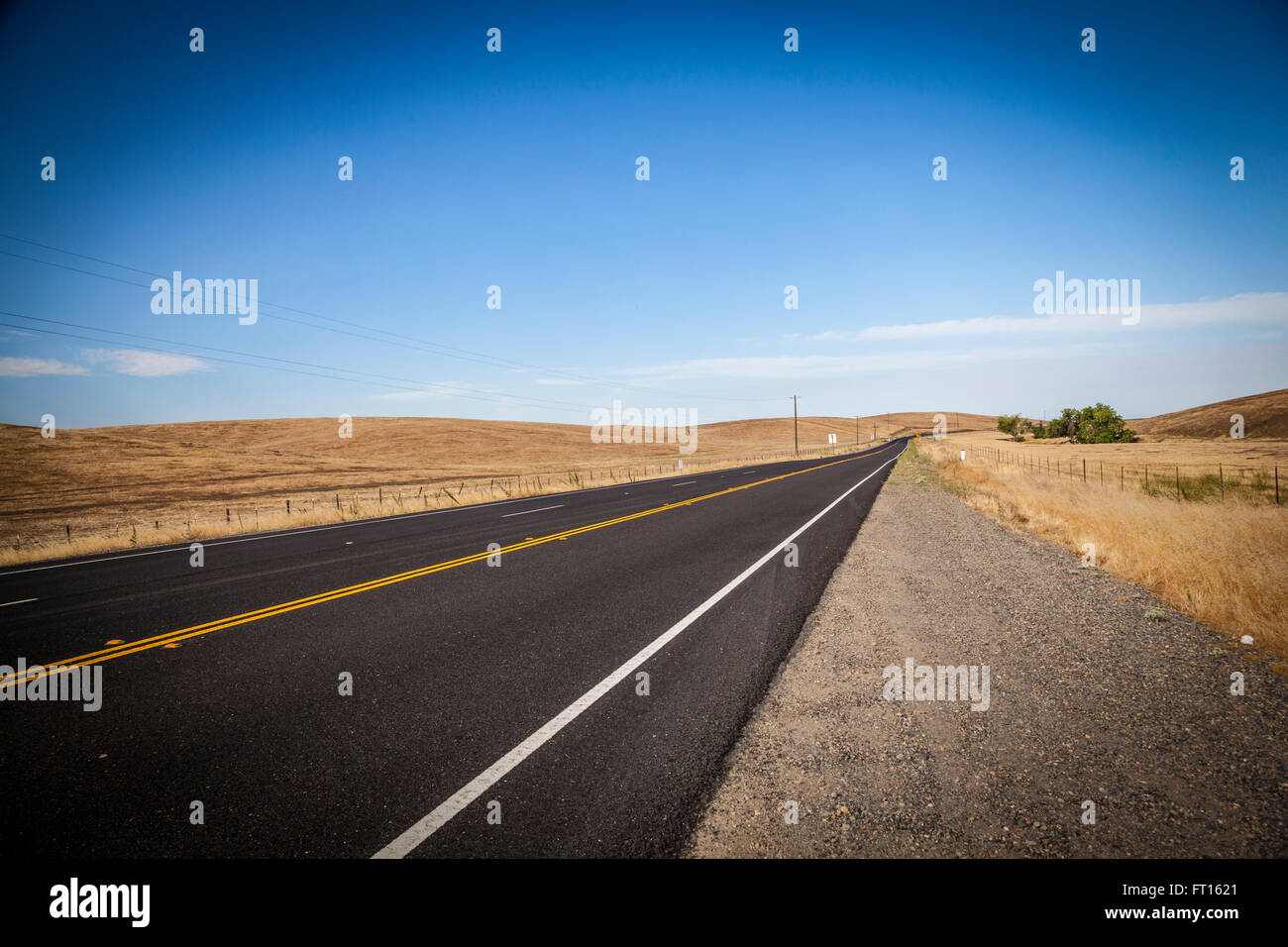 Visualizzare intorno a un County road nella California Meridionale. Foto Stock
