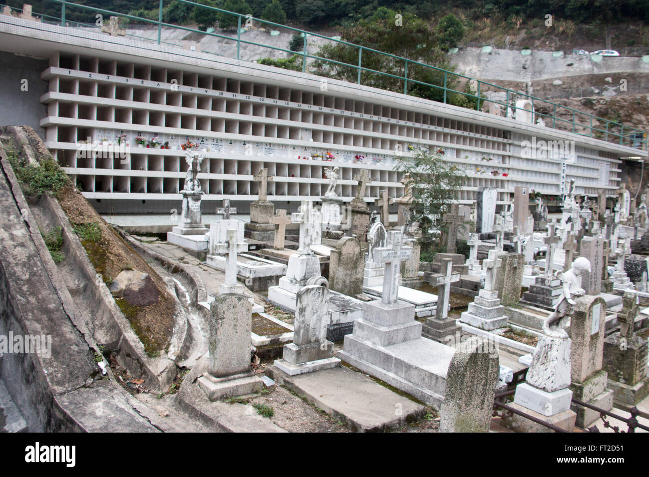 Hong Kong cinese chiese cristiane Unione Pok Fu Lam il cimitero di circolazione su strada Foto Stock