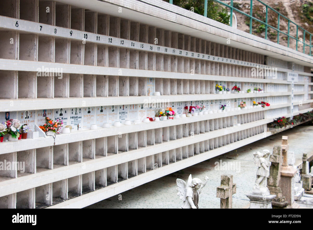 Hong Kong cinese chiese cristiane Unione Pok Fu Lam il cimitero di circolazione su strada Foto Stock