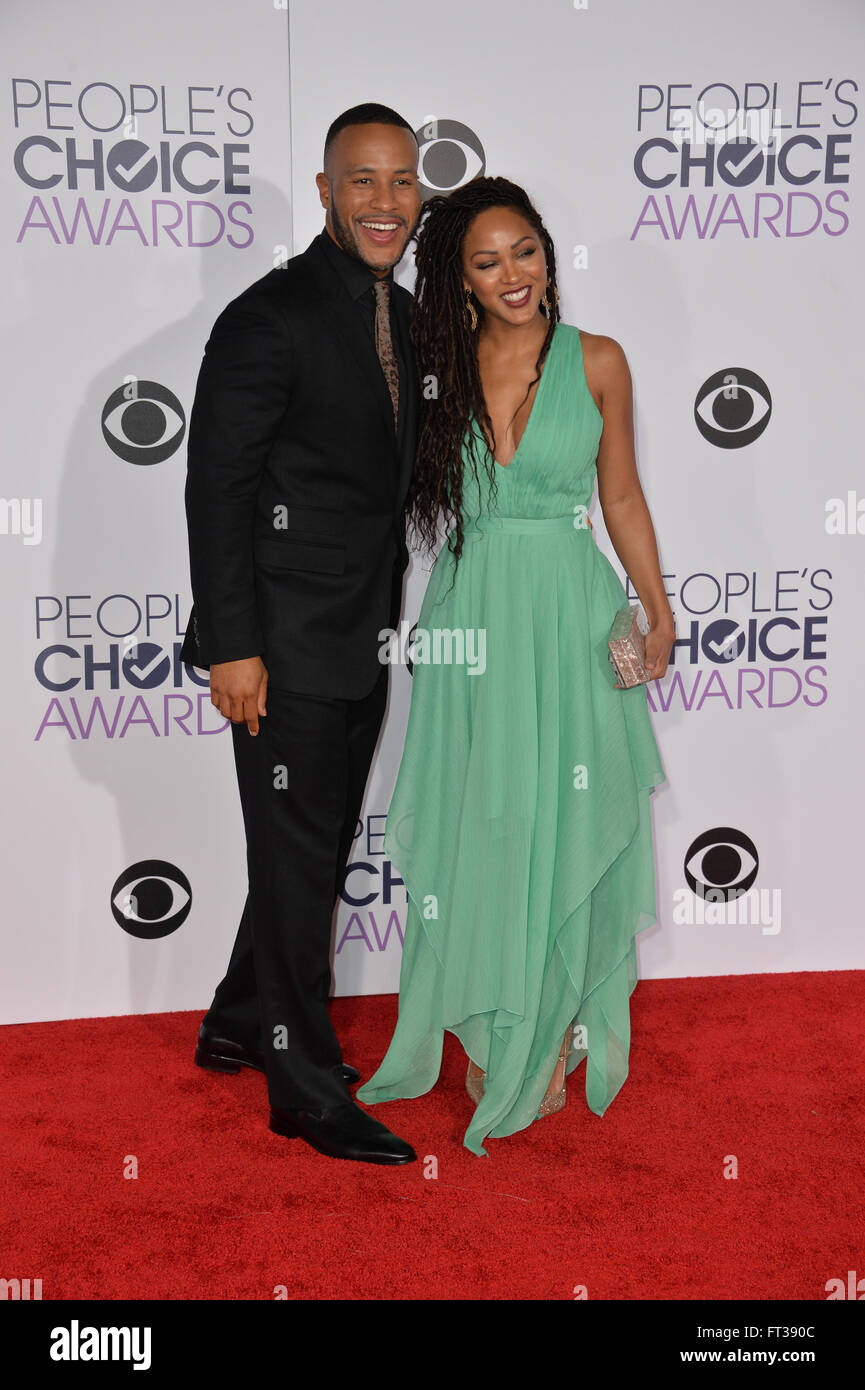 LOS ANGELES, CA - Gennaio 6, 2016: Meagan Good & DeVon Franklin al People's Choice Awards 2016 di Microsoft, presso il Teatro La Live. Foto Stock