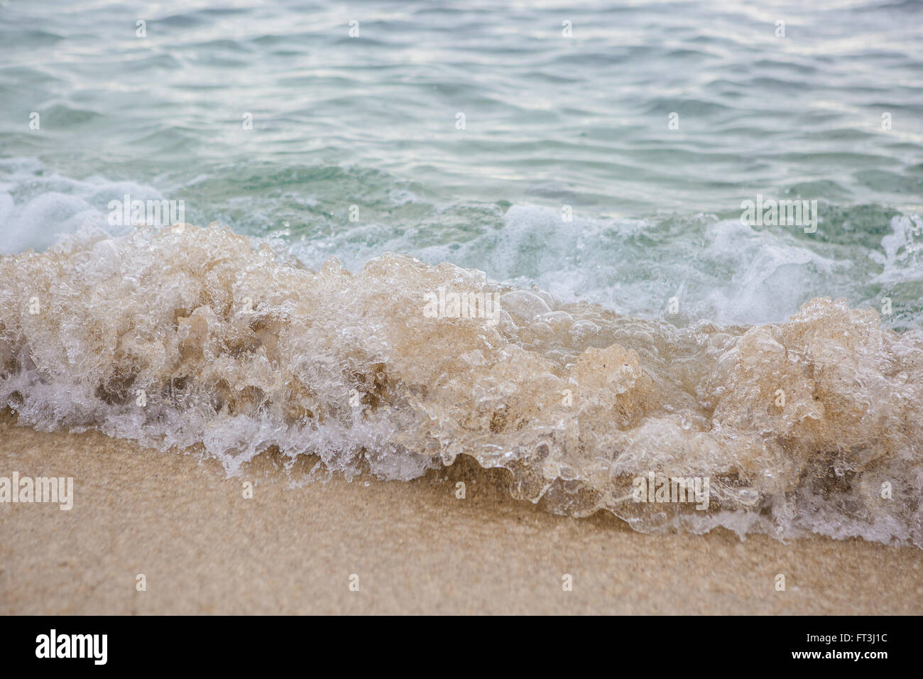 Le onde del mare gli schizzi Foto Stock