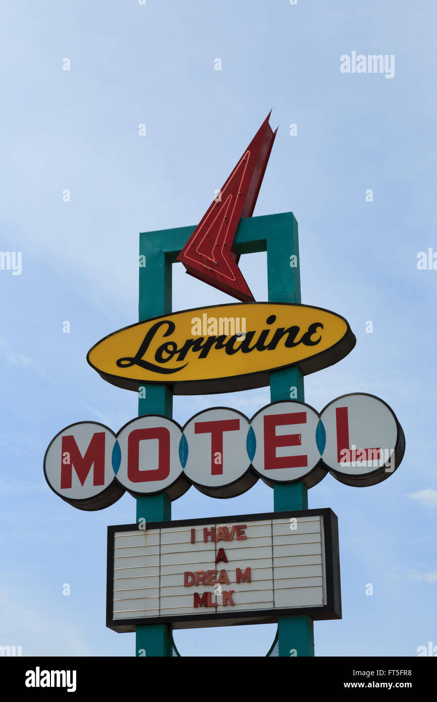 Una fotografia di un segno per la Lorraine Motel di Memphis, Tennessee. Questo è il motel dove Martin Luther King è stato assassinato Foto Stock