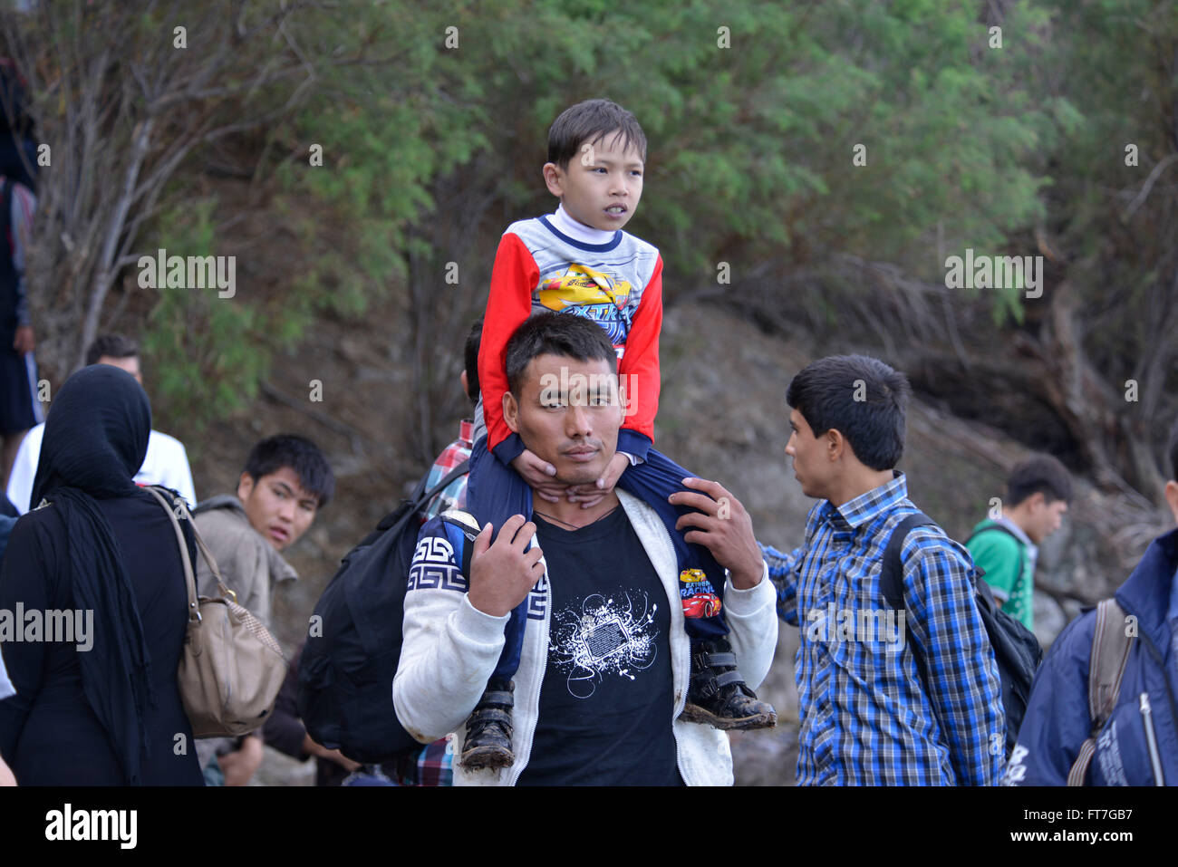 Lesbo, Grecia- Ottobre 12, 2015, 2015. Rifugiati e migranti arrivati a Lesbo in gommoni barche, rimangono nella camma di rifugiato Foto Stock