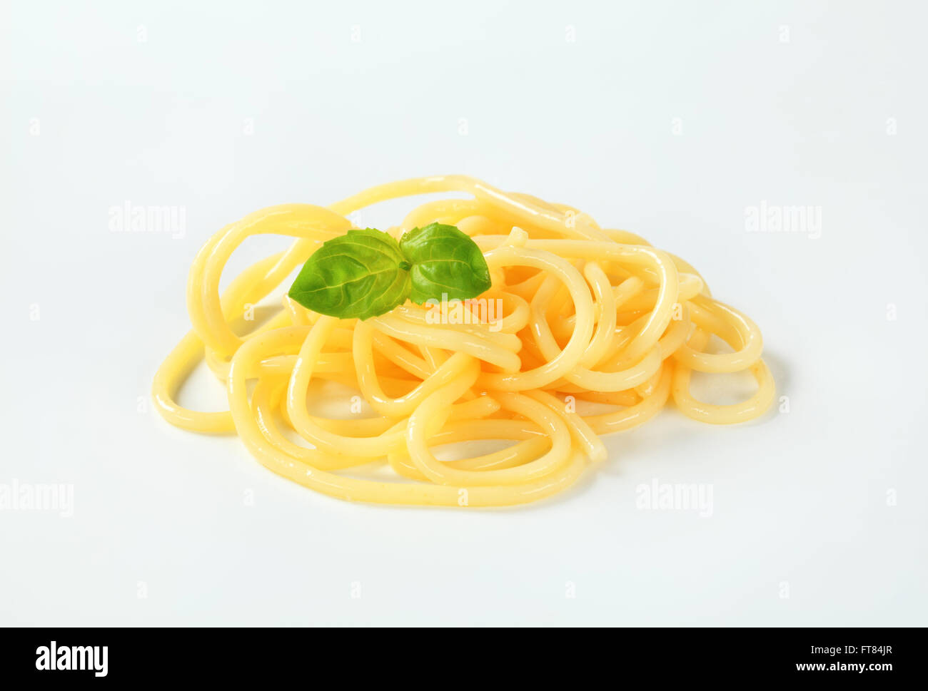 Studio shot di bollito di spaghetti Foto Stock