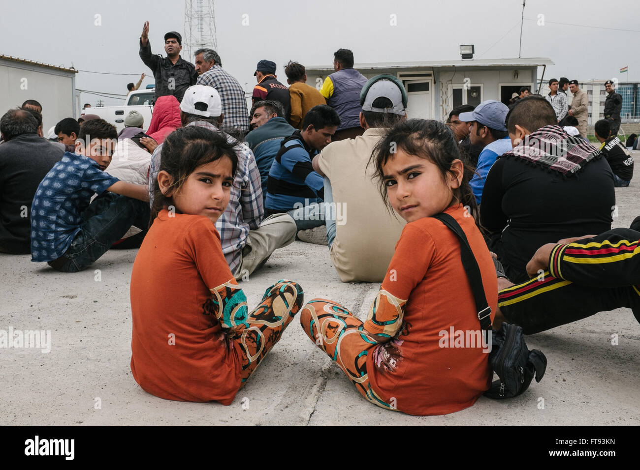 I rifugiati nel Kurdistan iracheno camp - 14/03/2016 - Iraq / Kurdistan iracheno - Centinaia di mendicanti di rifugiati, per la maggior parte bambini sono Foto Stock