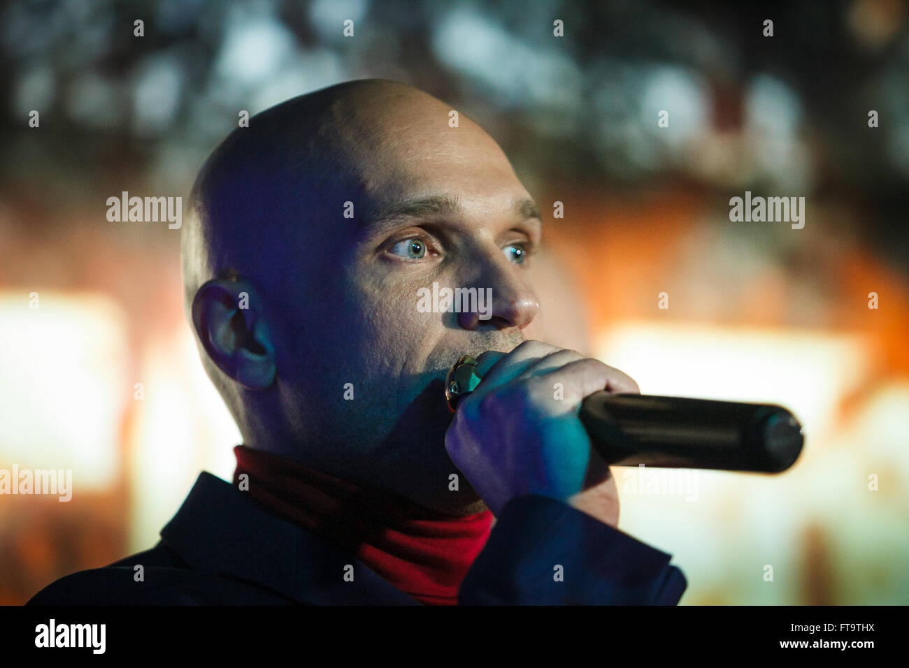 Mosca, Russia - 23 March, 2016 : Presentazione del video musicale su un brano Ukrou (traduzione dal russo: copertina) dalla famosa hip hop cantante Andrey Menšikov noto come Ligalize MC. Evento ha avuto luogo presso il Royal Arbat Bar Foto Stock