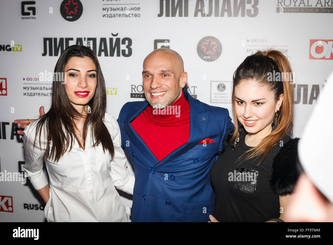 Mosca, Russia - 23 March, 2016 : Presentazione del video musicale su un brano Ukrou (traduzione dal russo: copertina) dalla famosa hip hop cantante Andrey Menšikov noto come Ligalize MC. Evento ha avuto luogo presso il Royal Arbat Bar Foto Stock