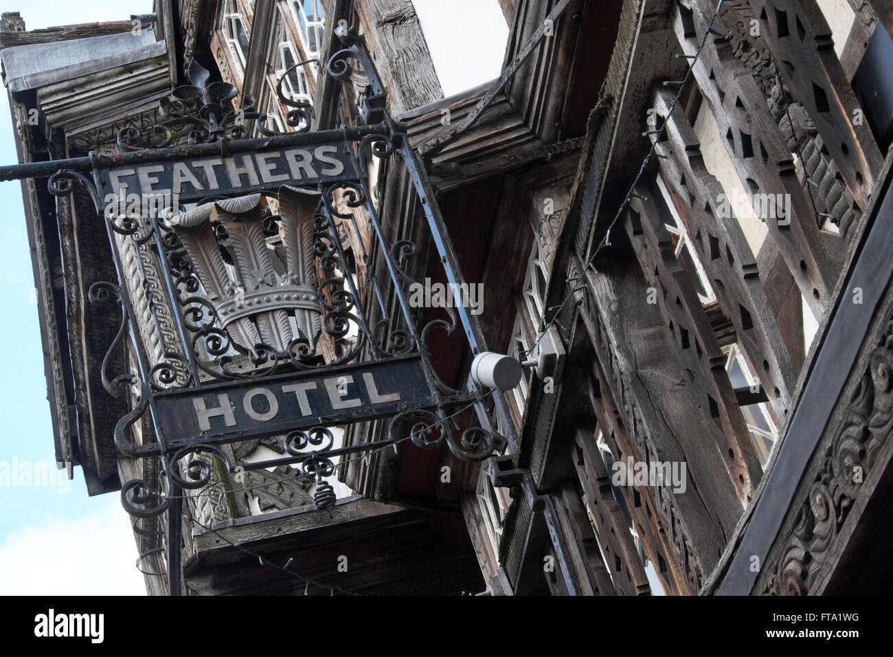 Ludlow Shropshire la piuma Alberghi un vecchio Tudor inn pub e hotel Foto Stock