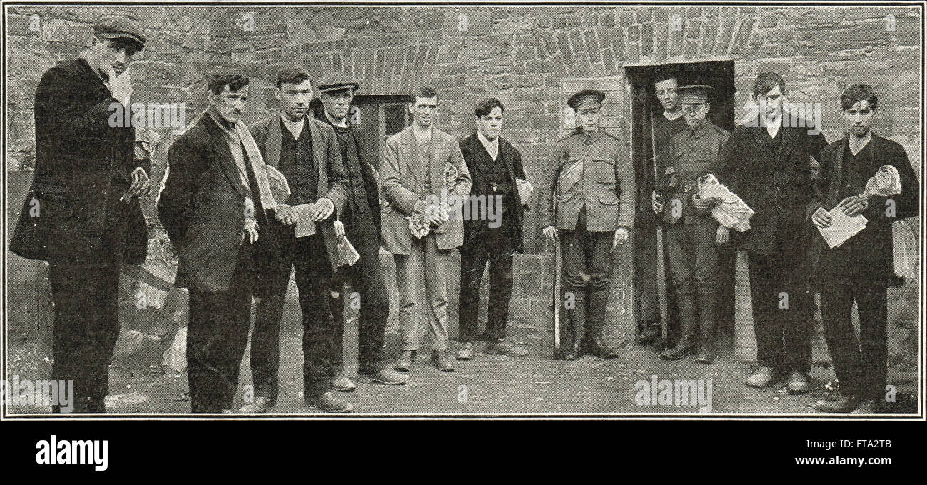 Sinn Fein prigionieri nella caserma di richmond insurrezione di Pasqua 1916 Foto Stock